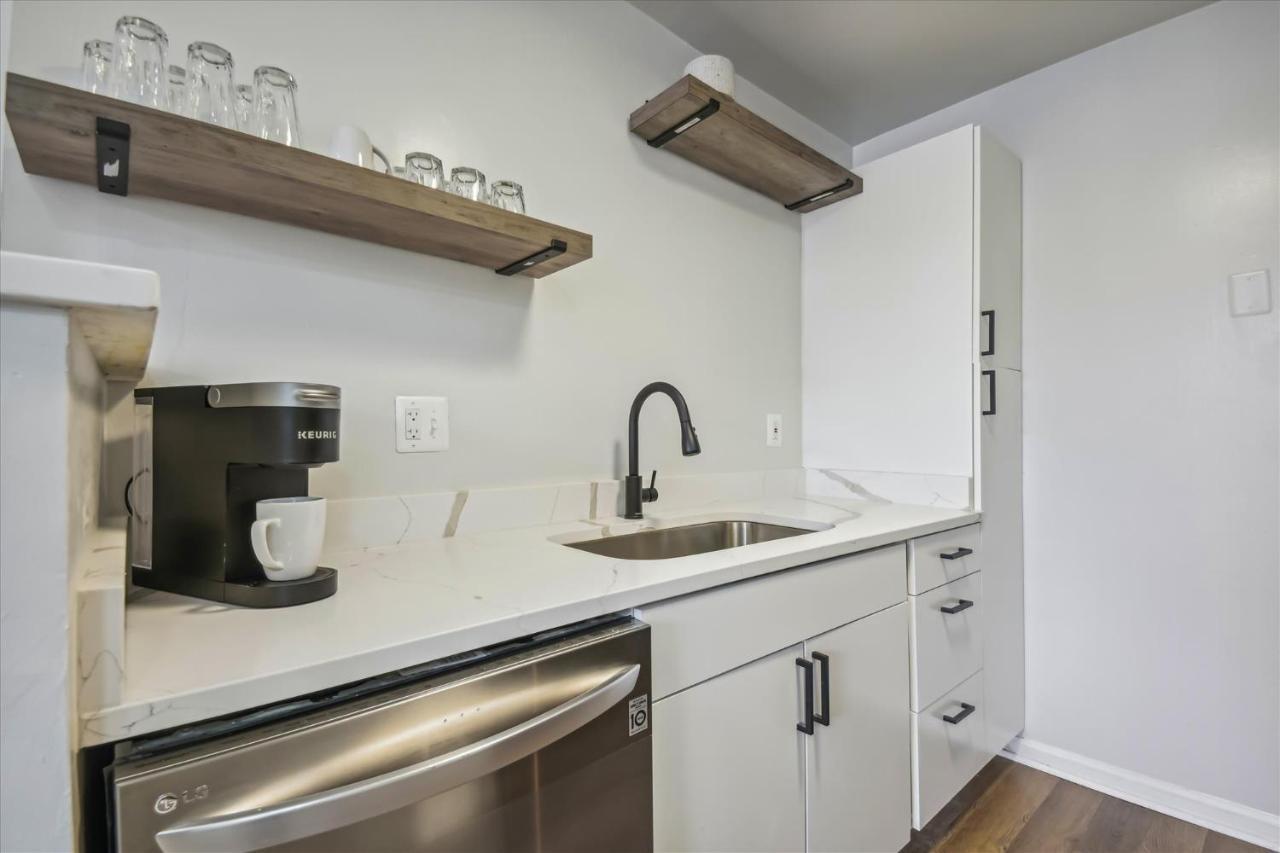 Downtown, Cozy And Perfectly Decorated Apartment Baltimore Bagian luar foto